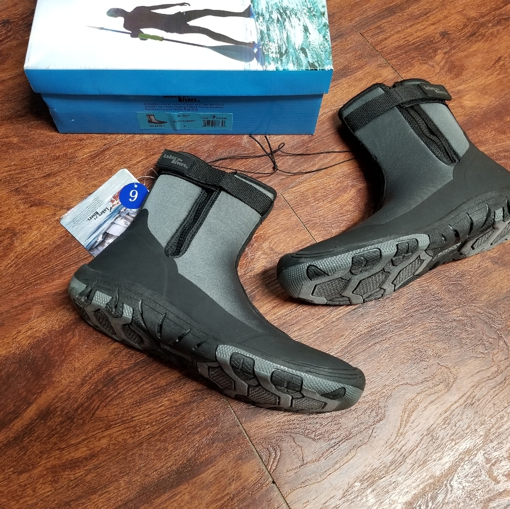 New Lakes N Rivers water sports shoes